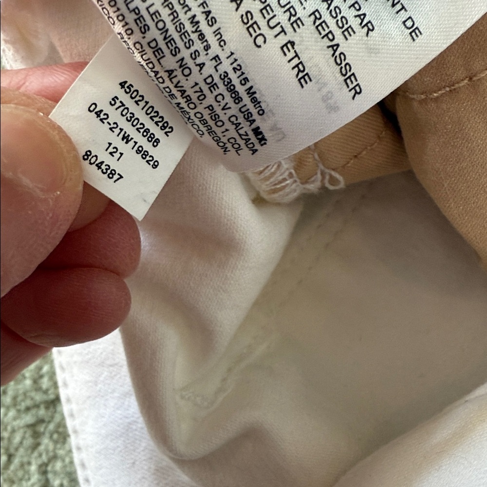 WHBM Women's White Denim Shorts High-Rise size 4 - Picture 3 of 8